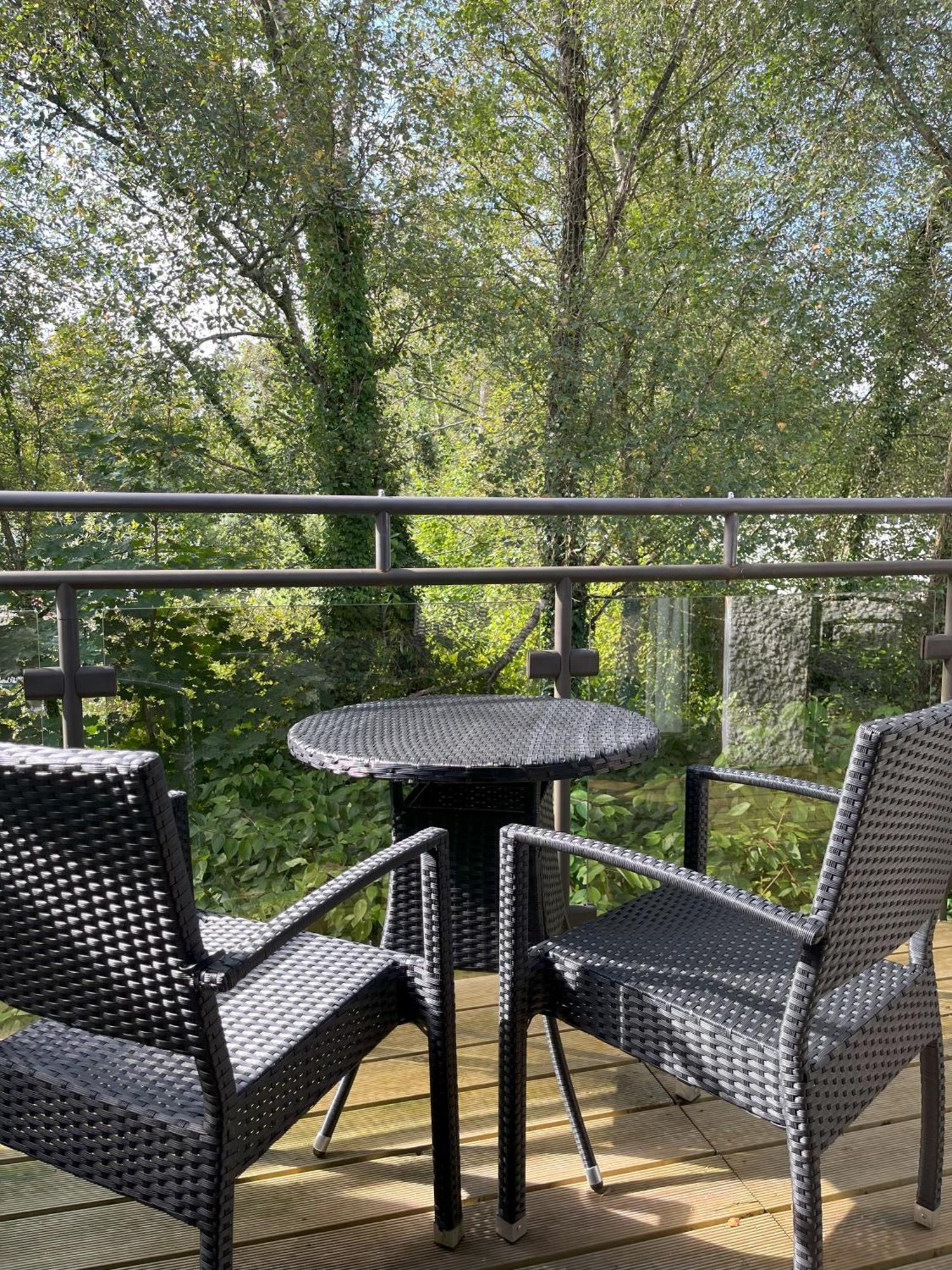 2 Bedroom Lake District Cottage At Windermere Marina Village ボウネス＝オン＝ウィンダミア エクステリア 写真